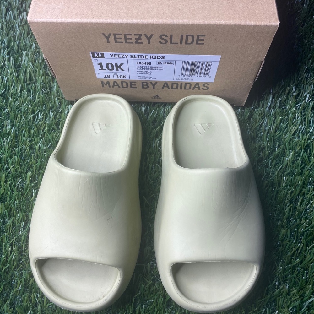 Yeezy Slide
